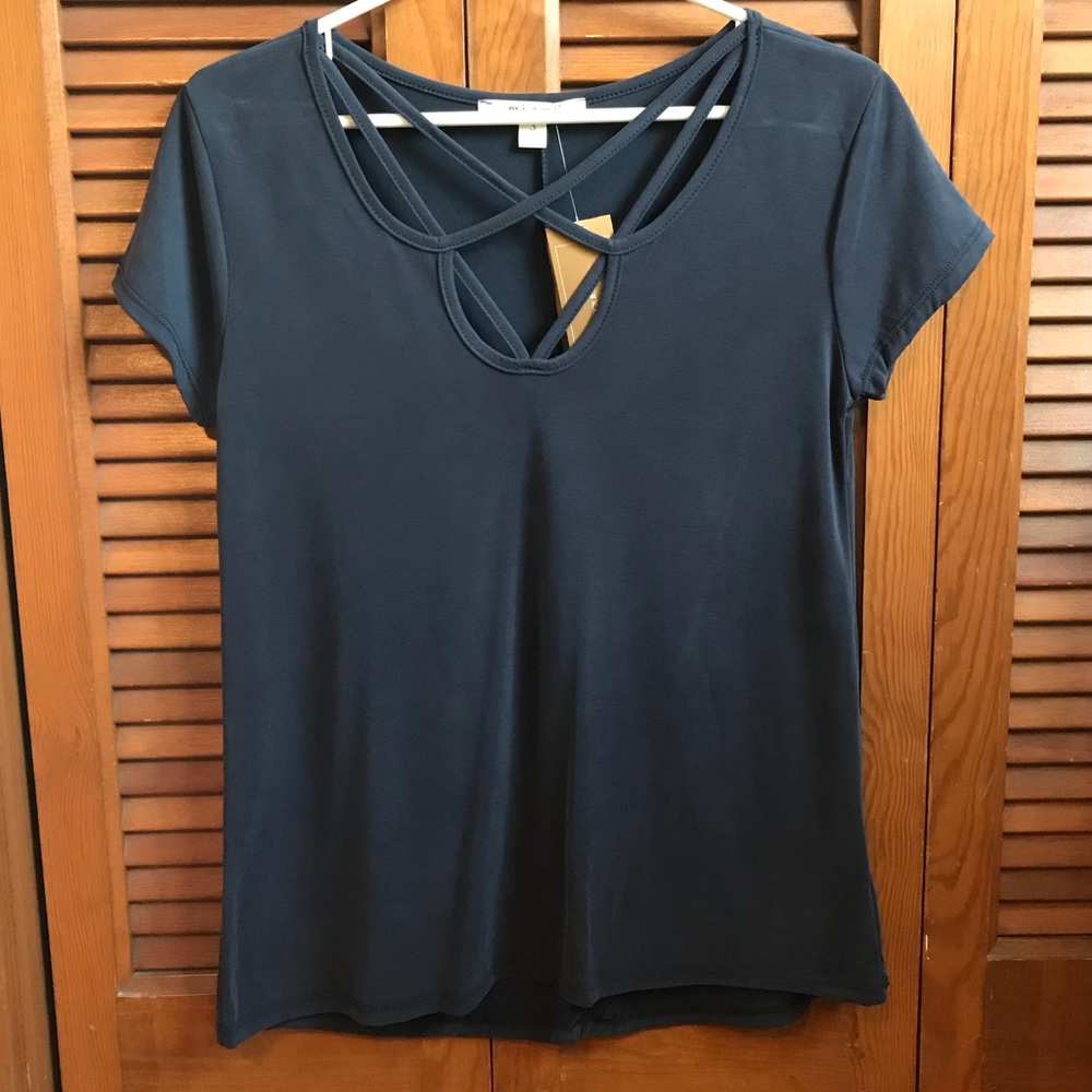 NWT Francesca's Navy Blue T-Shirt